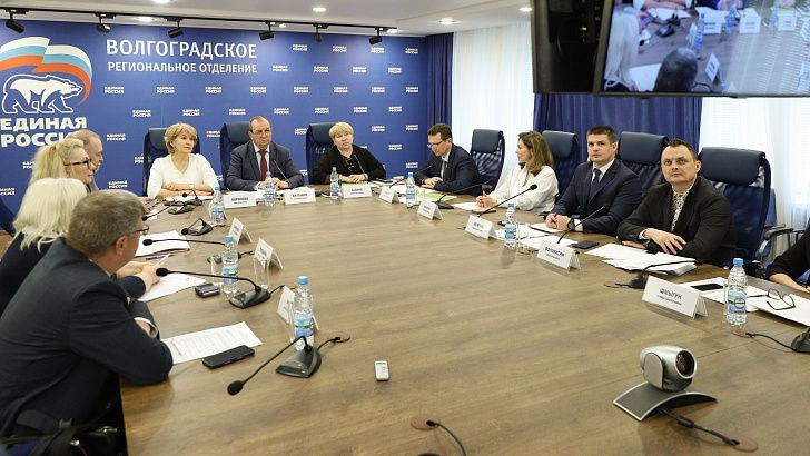Депутаты усилят контроль за выполнением программы капремонта образовательных учреждений