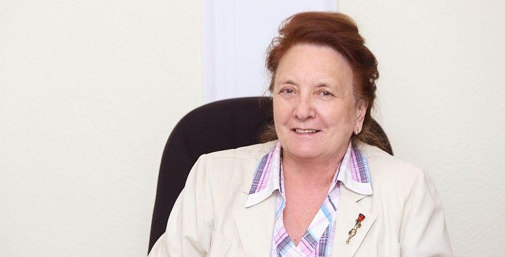 Поздравление руководителя фракции КПРФ Тамары Головачевой с 80-летием  Великой Победы