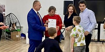 Дмитрий Григоров встретился с многодетными семьями города Волжского
