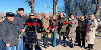 Волжане отмечают 125 лет со дня рождения основателя города