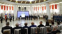 Судебные приставы отмечены наградами облдумы