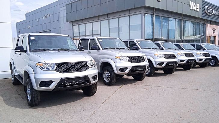 Волгоградская область передала еще одну партию автомобилей для военнослужащих