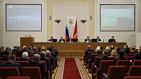 Регпарламент и муниципалитеты укрепляют взаимодействие по вопросам развития здравоохранения
