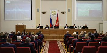 Регпарламент и муниципалитеты укрепляют взаимодействие по вопросам развития здравоохранения