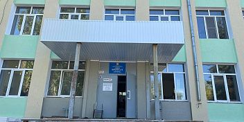 В МОУ СОШ №13 города Волжского активно продолжается капитальный ремонт