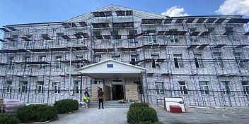 В Урюпинском районе продолжается капитальный ремонт Добринского лицея
