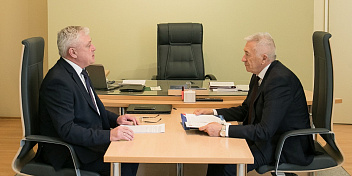 Председатель Волгоградской областной Думы встретился с региональным омбудсменом