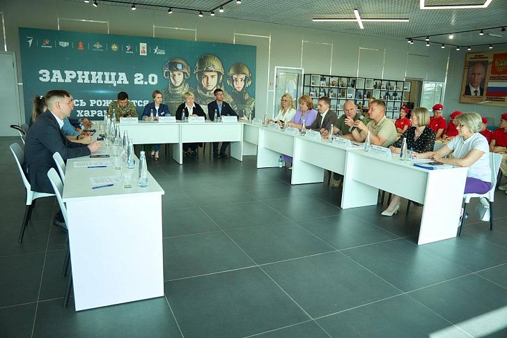 В Волгоградской области обсудили развитие молодежных инициатив 
