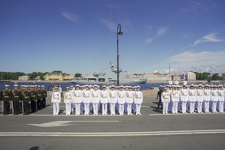 Александр Блошкин: «Парад в Санкт-Петербурге показал силу и мощь российского военного флота»