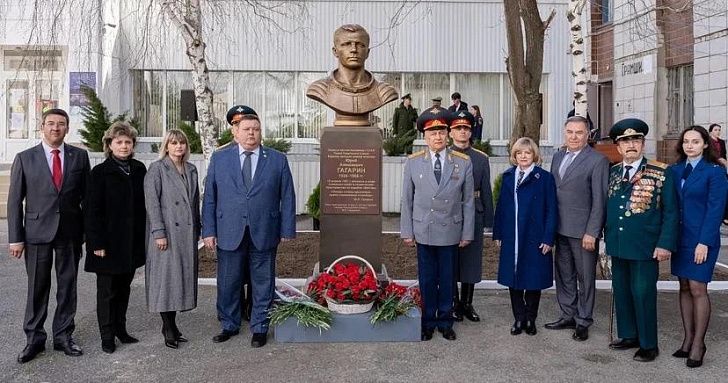 В День космонавтики Волгоградская область вместе со всей страной отметила 65-летие первого полёта человека в космос