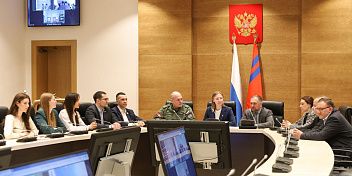 Волгоградская область и ЛНР объединяют усилия для развития молодежного парламентаризма в муниципалитетах