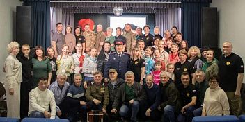 Благотворительный концерт памяти Бориса Васильева, основателя движения «ФроловоZАнаших»
