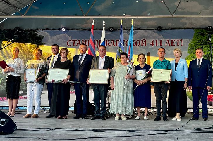 411 лет станице Клетской