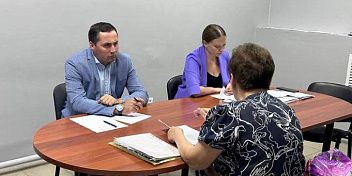Алексей Логинов провел плановые приемы граждан и принял обращения 