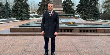 Поздравление Евгения Кареликова с Днем победы советских войск под Сталинградом
