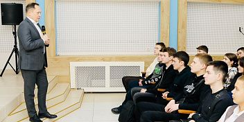 Юрий Марамыгин принял участие в «Открытом диалоге» со студентами
