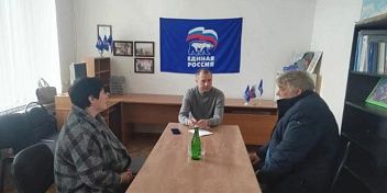 Игорь Романов провел личный прием граждан