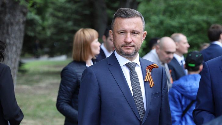 Поздравление первого заместителя председателя Волгоградской областной Думы, руководителя фракции «Единая Россия»  Михаила Струка с Днём Победы