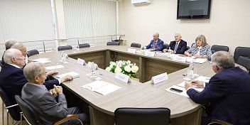Александр Блошкин провел заседание бюро областного совета ветеранов