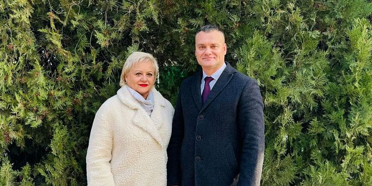 Поздравление Евгения Кареликова с Днем матери
