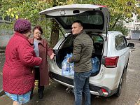 Региональное отделение партии пенсионеров оказывает помощь пожилым людям, пострадавшим в  результате крупной аварии в Волгограде
