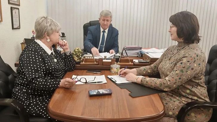 В Облздраве обсудили развитие высокотехнологичной помощи 