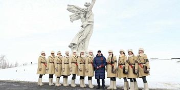 В Волгограде отметили 83-ю годовщину Сталинградской победы 