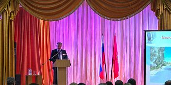 Станислав Коротков принял участие в ежегодном отчете главы администрации Кировского района
