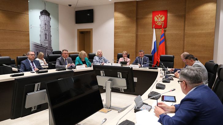 Волгоградские законодатели подготовили предложения  по обеспечению финансирования социально значимых расходов