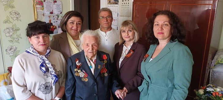Поздравления - ветеранам