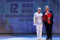 Лучшим медсёстрам и фельдшерам Волгоградской области вручили заслуженные награды