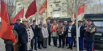 Из города Михайловки в зону СВО отправился 40-й гуманитарный конвой
