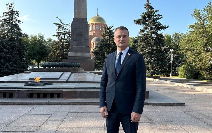 Поздравление Евгения Кареликова с Днем народного единства
