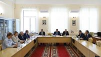 Состоялось заседание парламентской комиссии