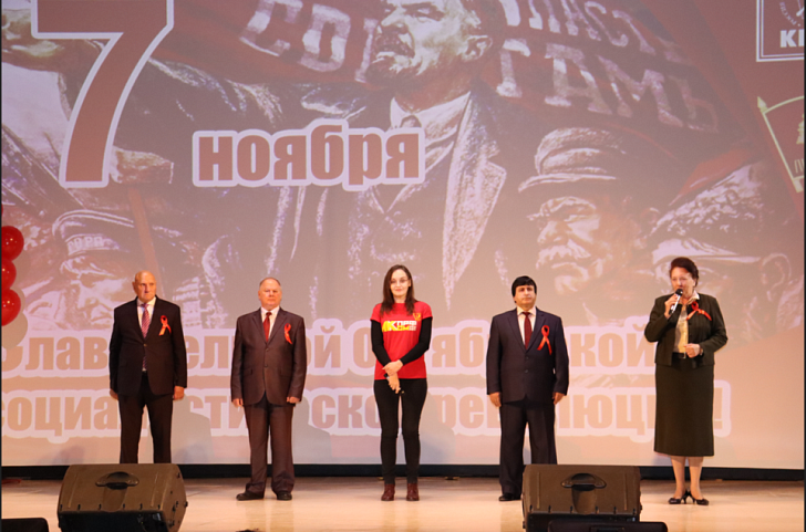В Волгограде прошли мероприятия, посвященные 106-й годовщине Великого Октября