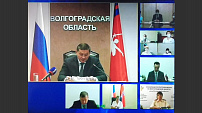 Медики региона получают поздравления с профессиональным праздником