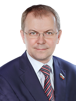 КАЛАШНИКОВ Дмитрий Владимирович