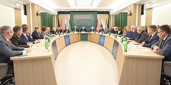 Андрей Бочаров провел совещание по вопросам подготовки кадров для волгоградского АПК