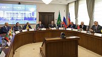 Председатель Государственного Совета-Хасэ Республики Адыгея встретился с руководителями парламентских делегаций