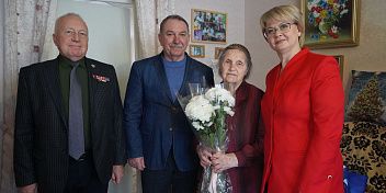 Поздравления в канун Сталинградской Победы