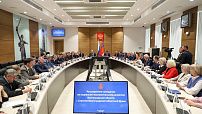 Андрей Бочаров обозначил ключевые векторы бюджетной политики на ближайшие три года