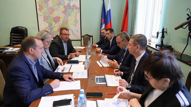 В региональном парламенте оценили эффективность мер поддержки промышленности и ТЭК