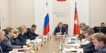 Андрей Бочаров провел рабочее совещание