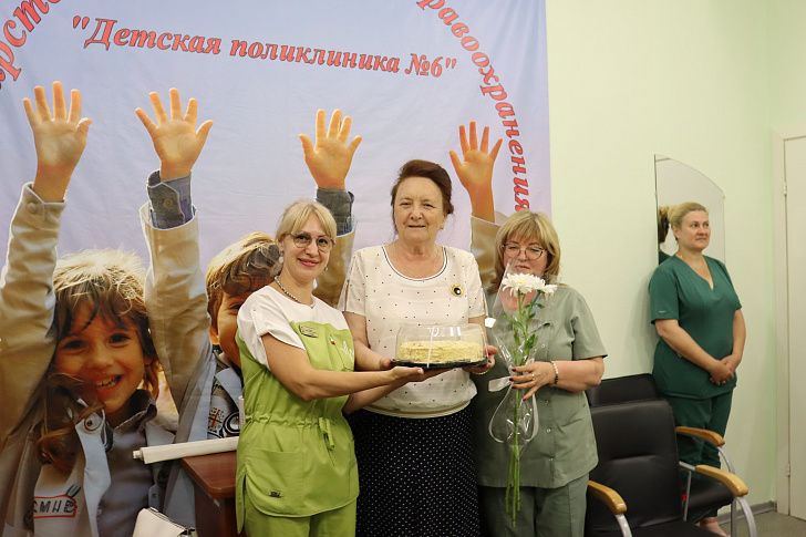 Тамара Головачева поздравила медиков с профессиональным праздником