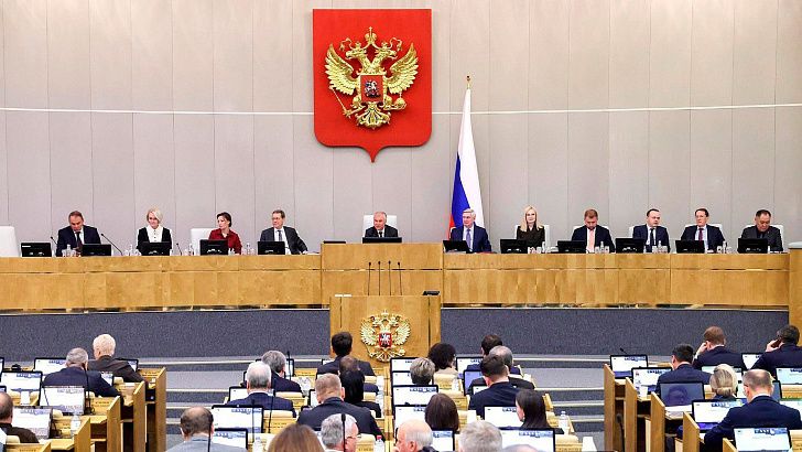 Госдумой принят закон об обеспечении здравоохранения квалифицированными кадрами