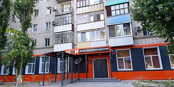 Станислав Коротков ознакомился с работой Школы креативных индустрий,  которая открыла свои двери в сентябре  2024 года