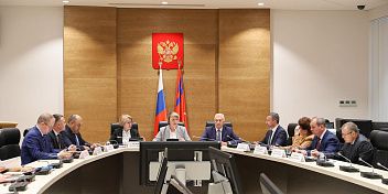 Состоялось заседание комитета по государственному строительству, местному самоуправлению, развитию территорий и информационной политике
