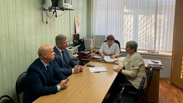 В Новоаннинском районе планируют построить новую поликлинику