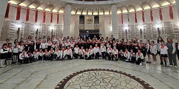 В Волгограде при поддержке Сталинградского обкома КПРФ и депутатов-коммунистов состоялся торжественный прием в пионеры