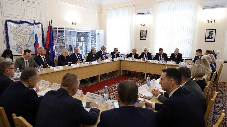 Фракция партии «Единая Россия» в Волгоградской областной Думе подвела итоги работы за второе полугодие 2025 года
